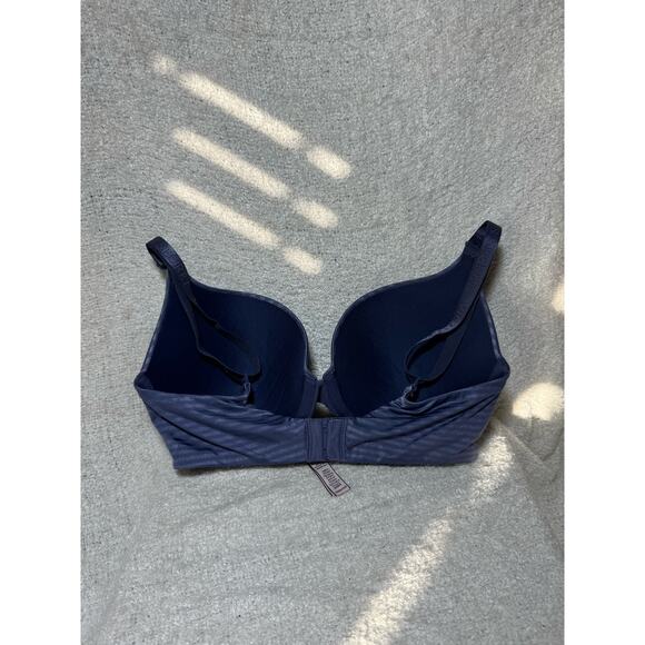 Victoria’s Secret Bra Push-Up Size 32DD Light Purple - Picture 2 of 3